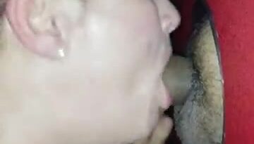 Amateur Wife Gloryhole First Time
